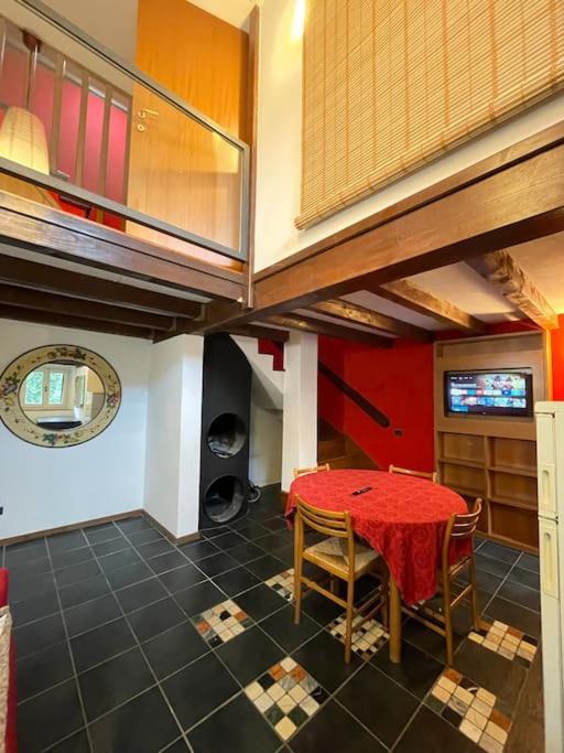 Musicians Mansion Loft Daire Fino Mornasco Dış mekan fotoğraf