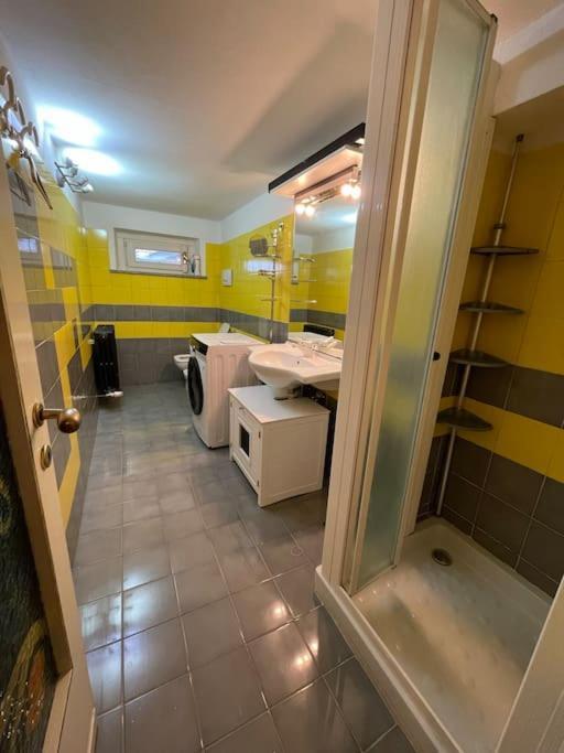 Musicians Mansion Loft Daire Fino Mornasco Dış mekan fotoğraf